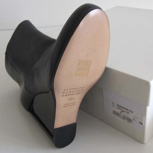 new MAISON MARTIN MARGIELA cutout wedge booties 39 1/2 - Picture 2 of 10